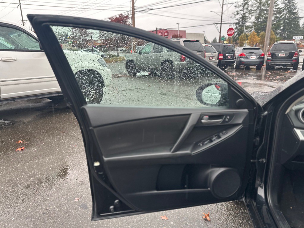 2012 Mazda Mazda3 Image 10