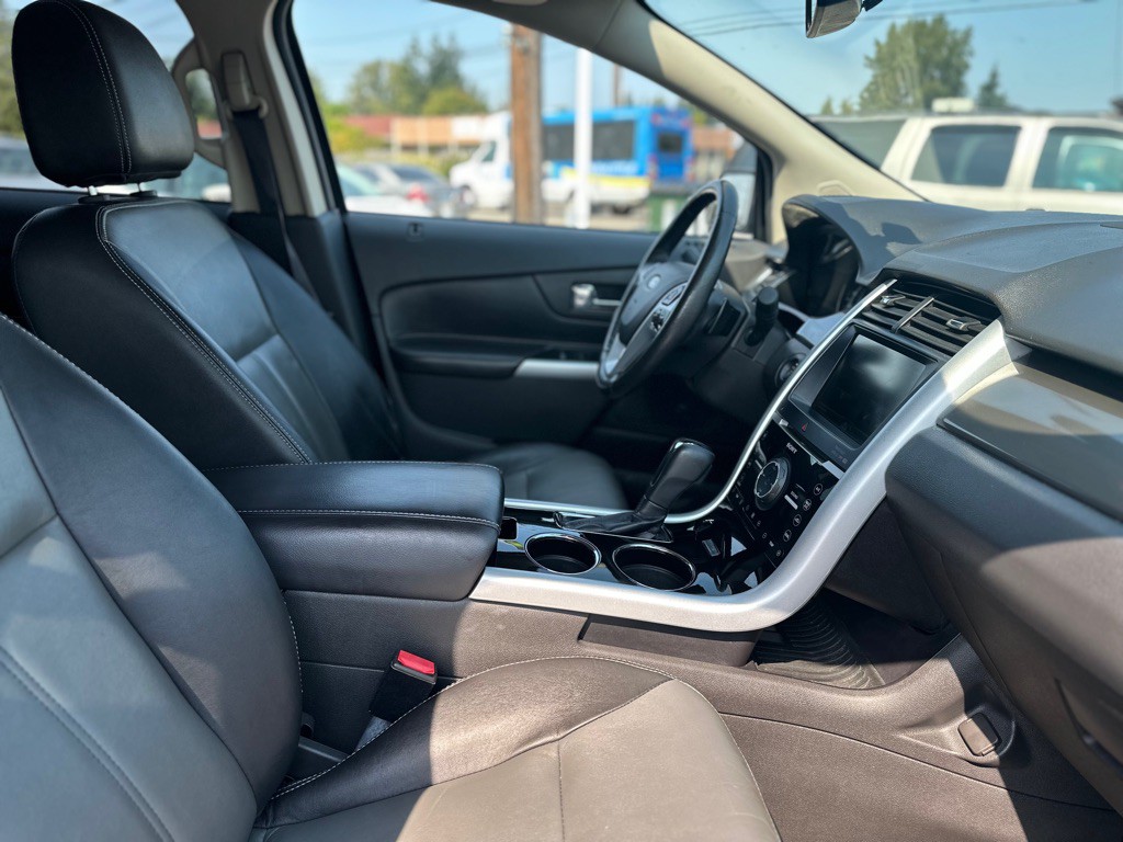 2013 Ford Edge Image 29