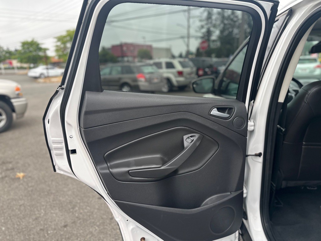 2013 Ford Escape Image 20