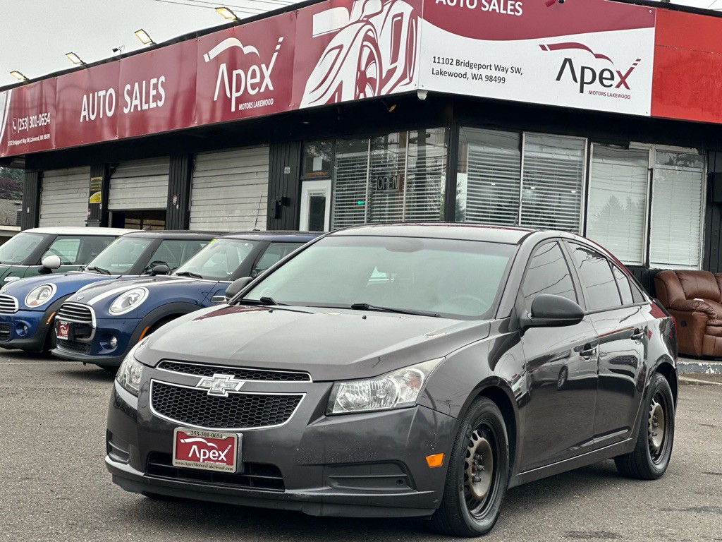 2014 Chevrolet Cruze Image 1