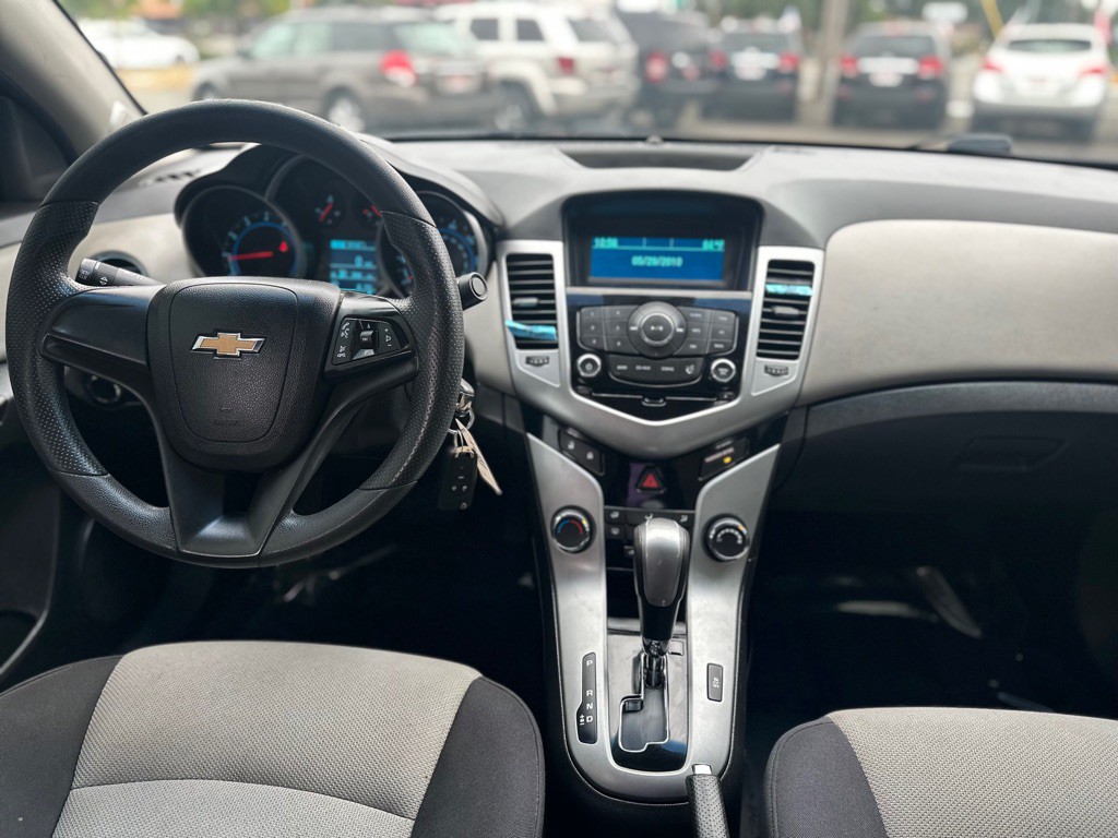 2014 Chevrolet Cruze Image 21