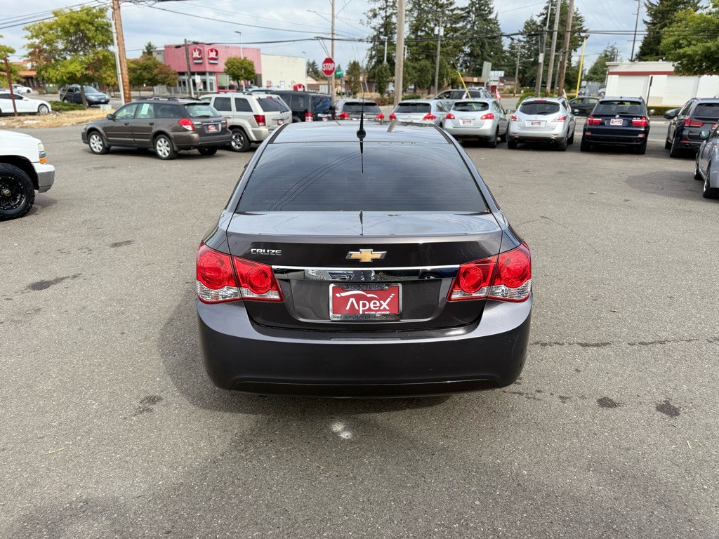 2014 Chevrolet Cruze Image 7