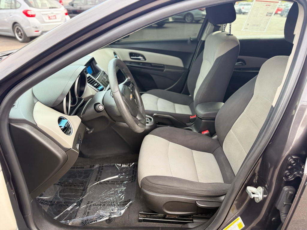 2014 Chevrolet Cruze Image 11