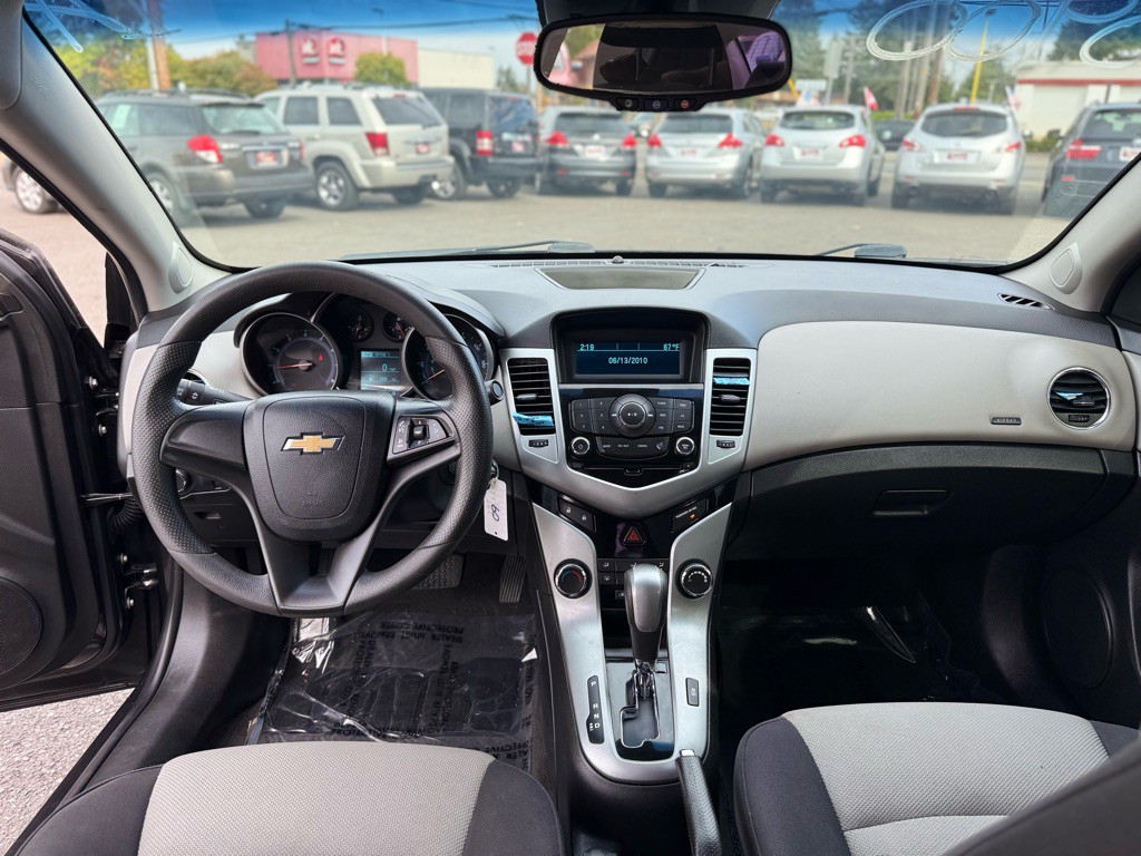 2014 Chevrolet Cruze Image 12