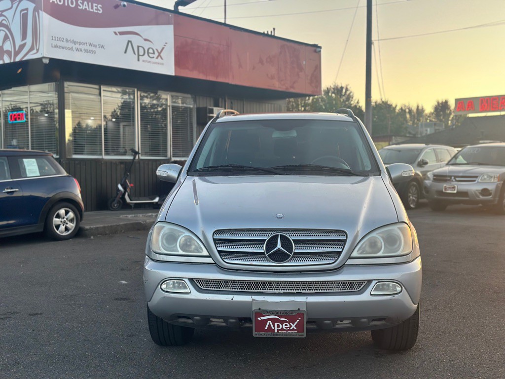 2004 Mercedes-Benz M-Class Image 3