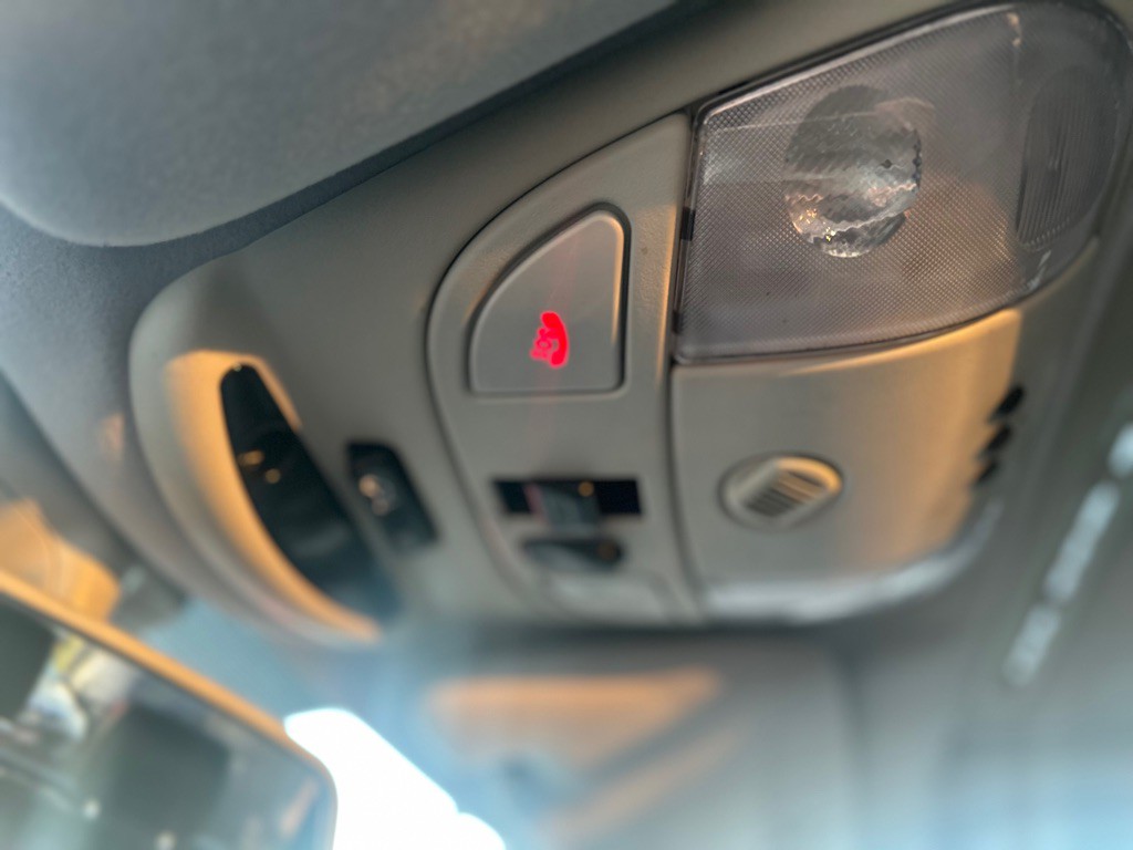 2004 Mercedes-Benz M-Class Image 17