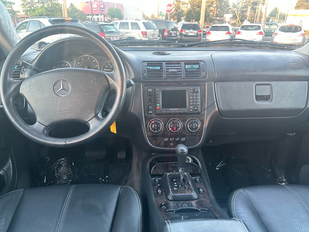 2004 Mercedes-Benz M-Class Image 20