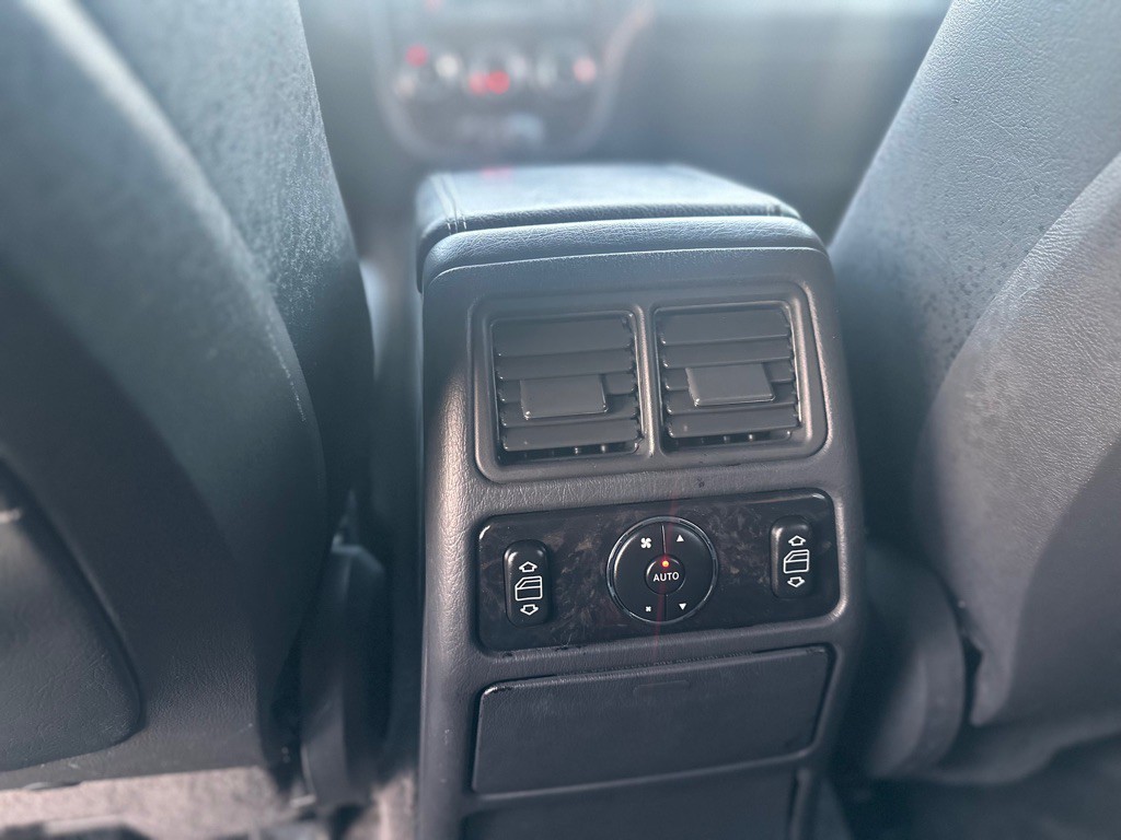 2004 Mercedes-Benz M-Class Image 21