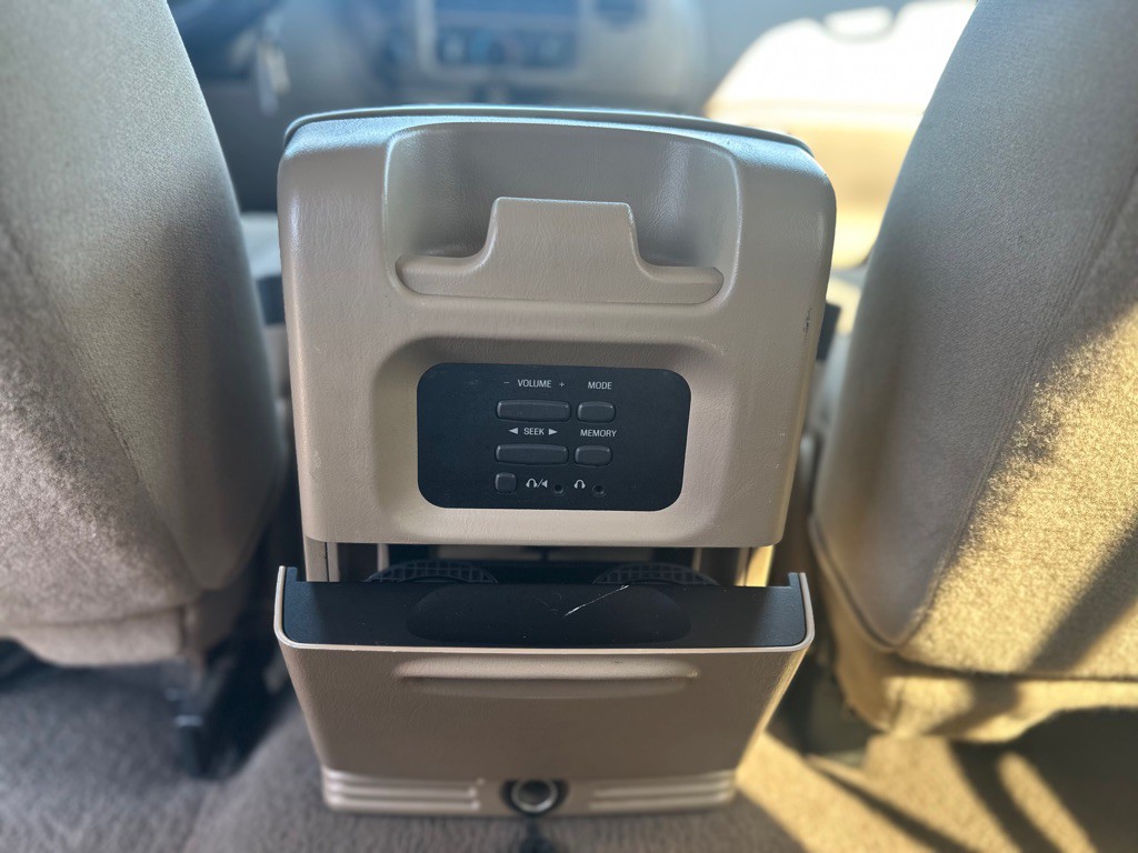 2001 Ford Expedition Image 21