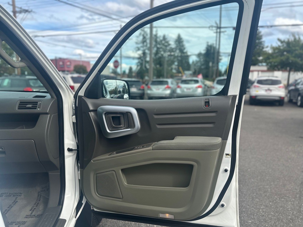 2006 Honda Ridgeline Image 22
