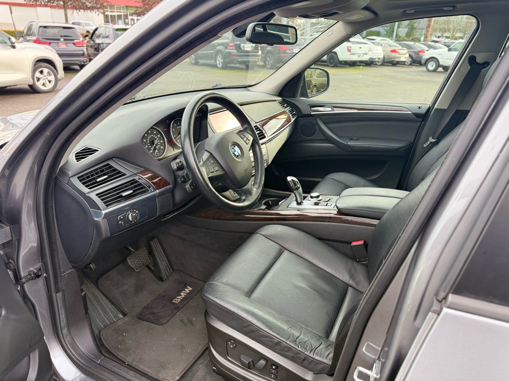 2009 BMW X5 Image 10
