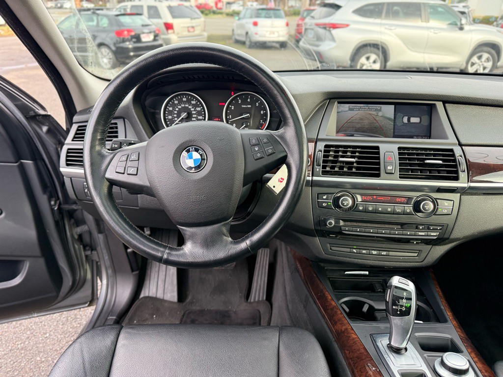 2009 BMW X5 Image 13