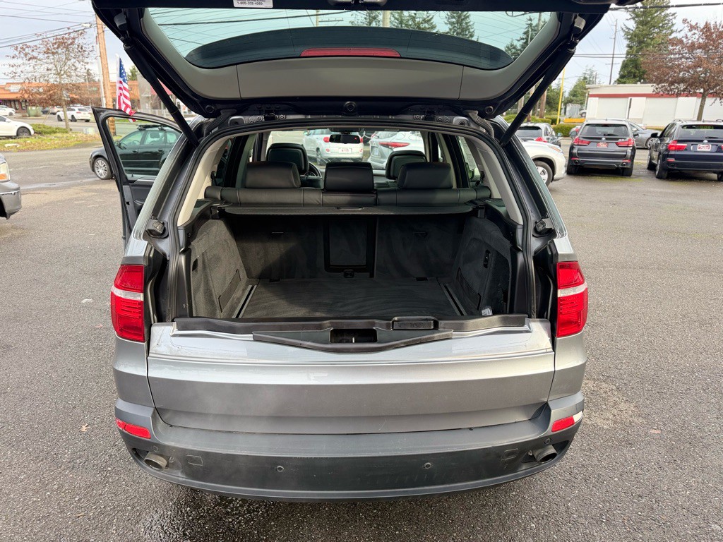 2009 BMW X5 Image 16
