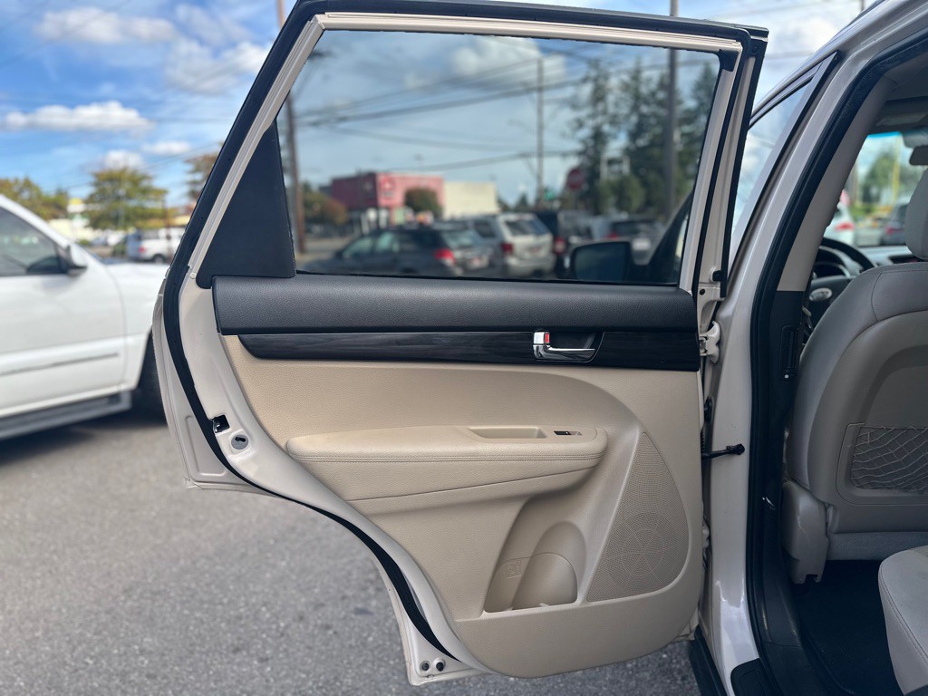 2011 Kia Sorento Image 18