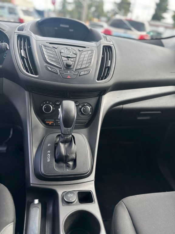 2016 Ford Escape Image 17
