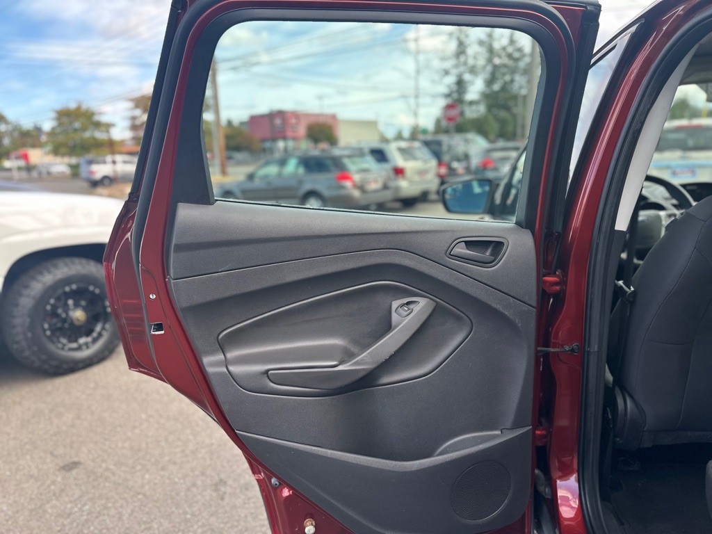 2016 Ford Escape Image 19