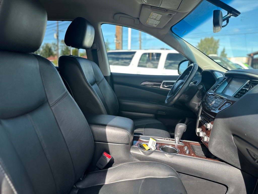 2014 Nissan Pathfinder Image 23