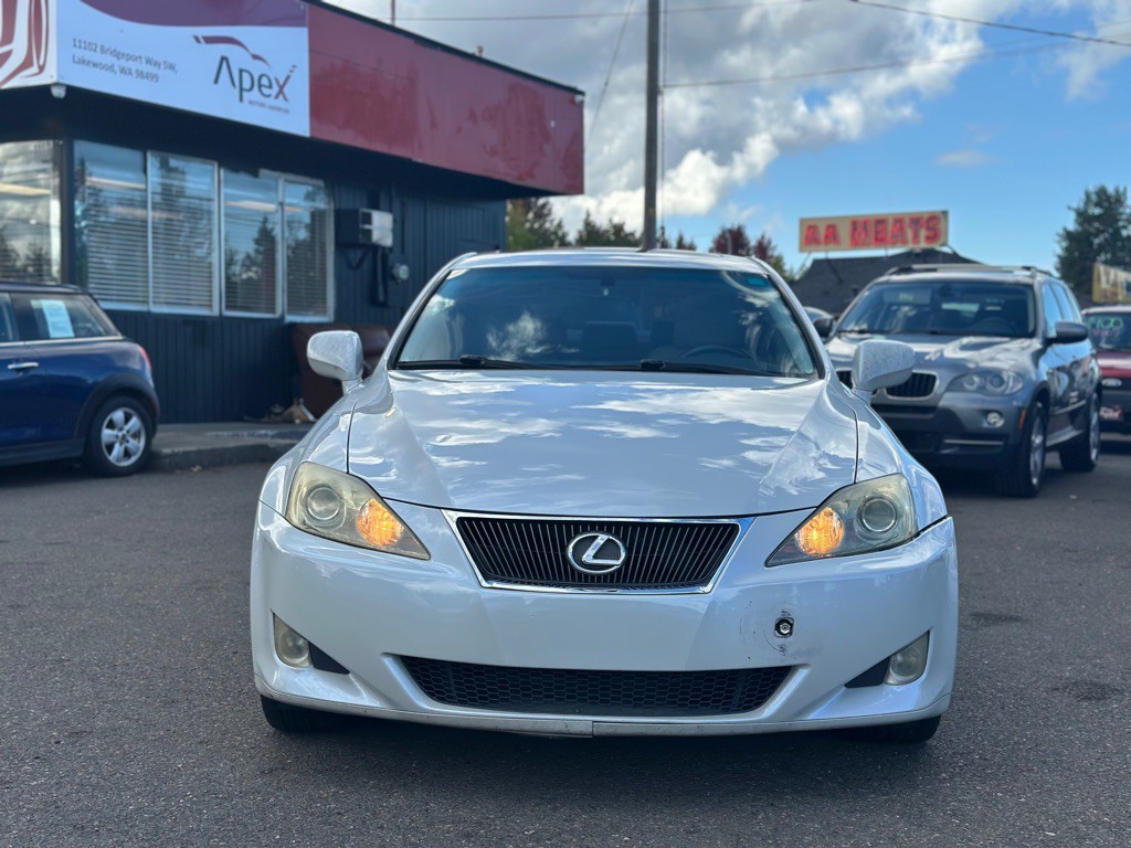 2008 Lexus IS 250 Image 2