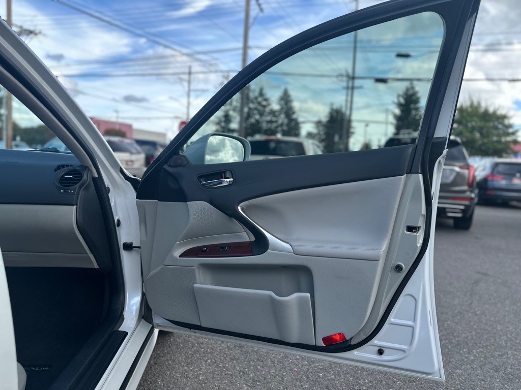 2008 Lexus IS 250 Image 20