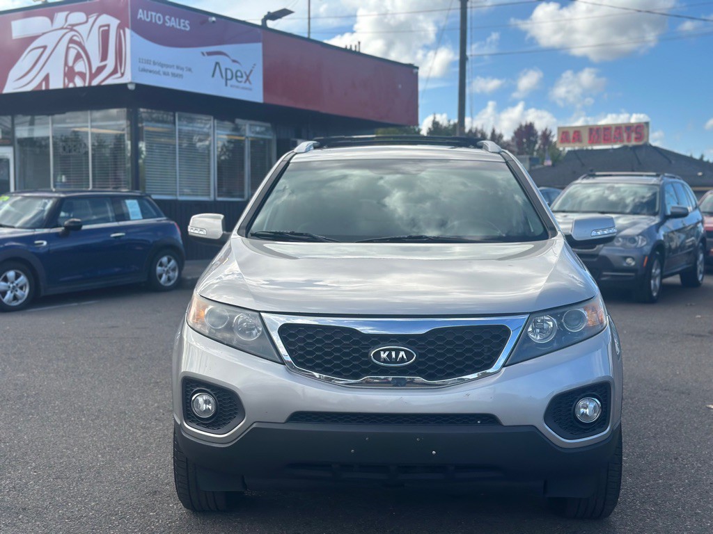 2013 Kia Sorento Image 2