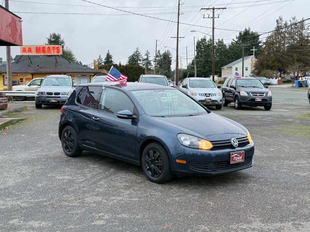 2010 Volkswagen Golf Image 4