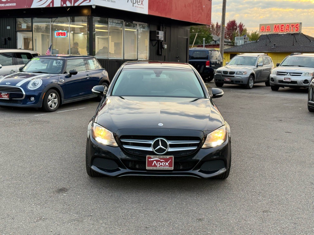 2015 Mercedes-Benz C-Class Image 4
