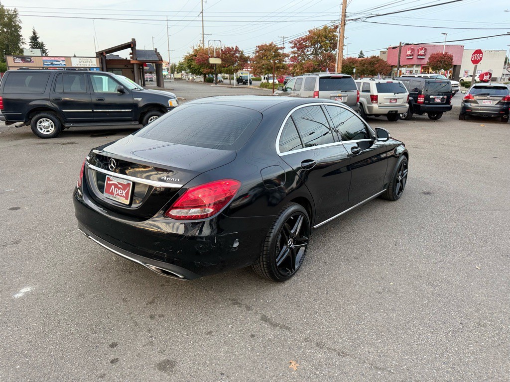 2015 Mercedes-Benz C-Class Image 8
