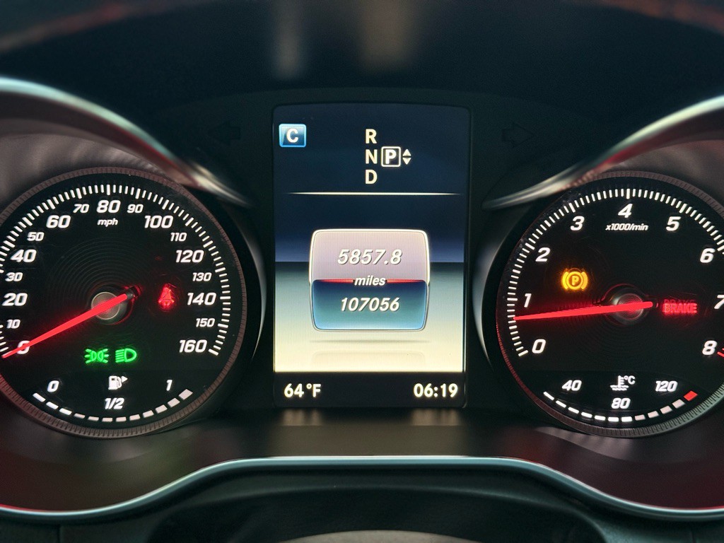 2015 Mercedes-Benz C-Class Image 22