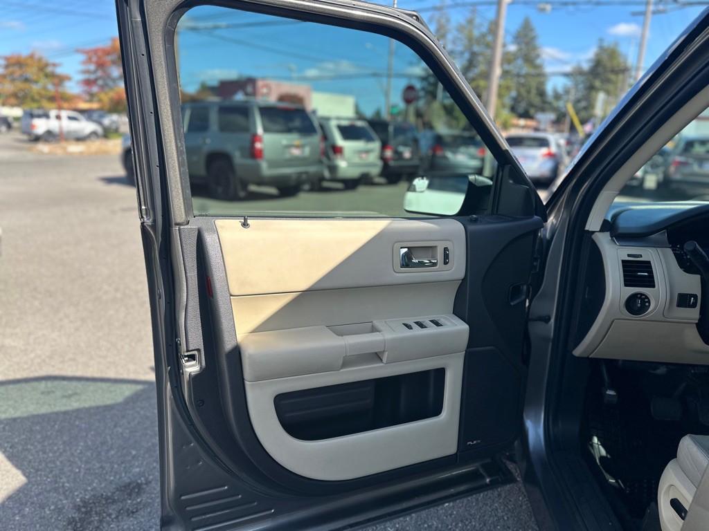 2013 Ford Flex Image 10