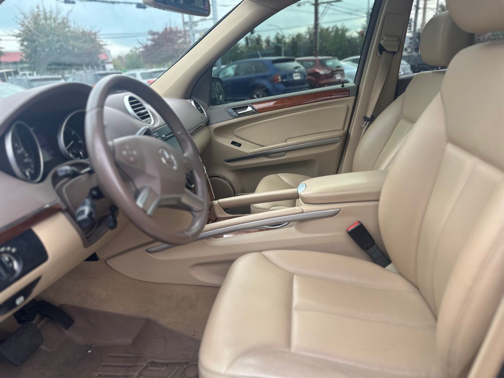 2009 Mercedes-Benz GL-Class Image 12