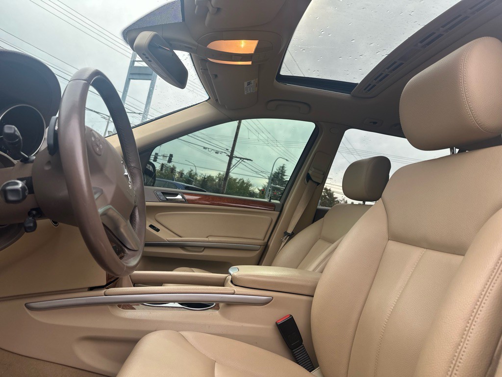 2009 Mercedes-Benz GL-Class Image 13