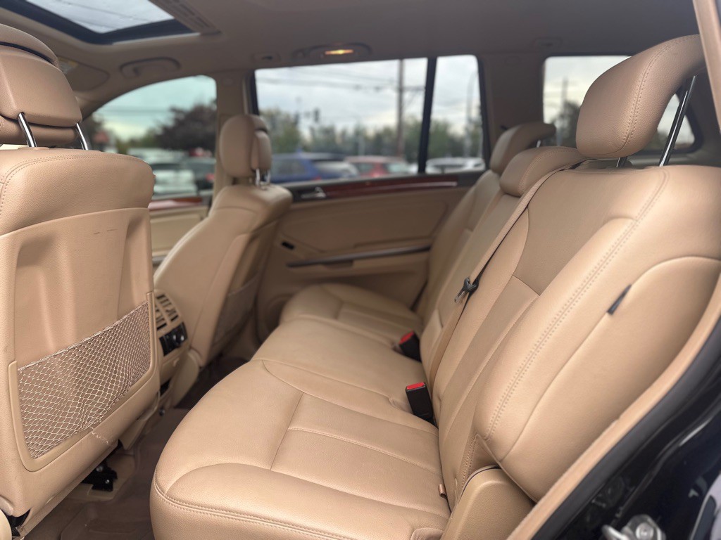 2009 Mercedes-Benz GL-Class Image 21