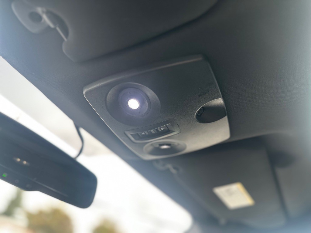 2012 Chrysler 200 Image 18