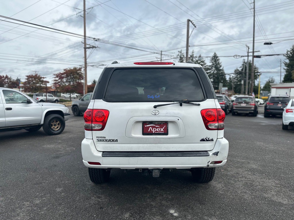 2006 Toyota Sequoia Image 6