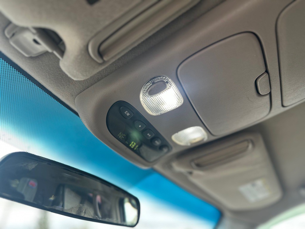 2006 Toyota Sequoia Image 17