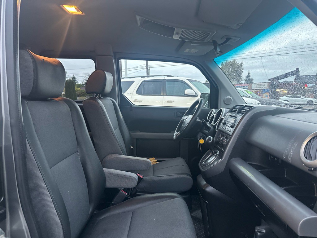 2005 Honda Element Image 25