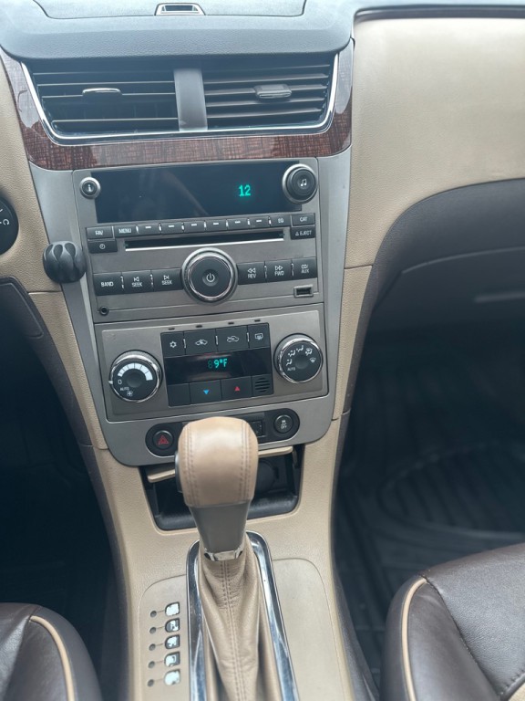 2012 Chevrolet Malibu Image 17