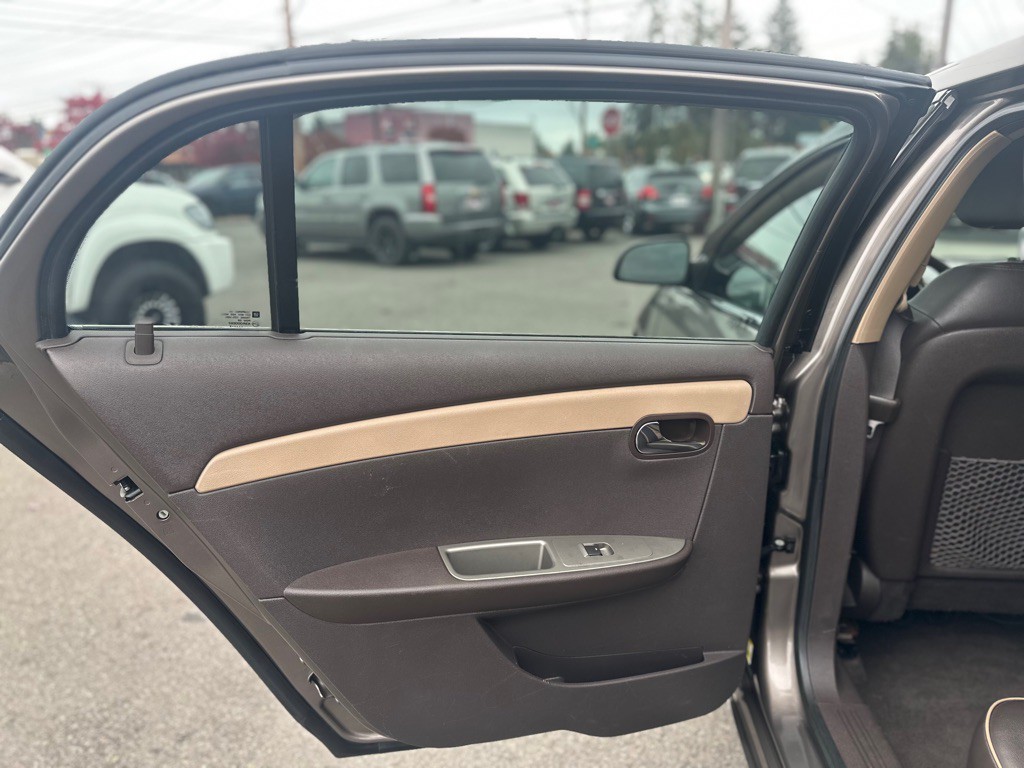 2012 Chevrolet Malibu Image 20