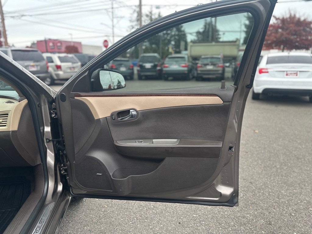 2012 Chevrolet Malibu Image 25