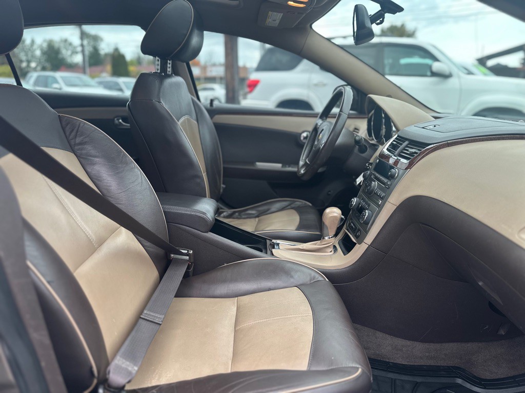 2012 Chevrolet Malibu Image 26