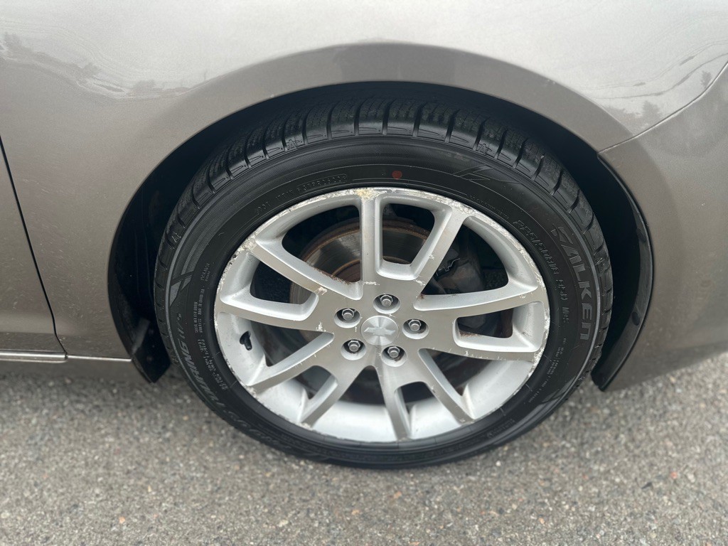 2012 Chevrolet Malibu Image 28