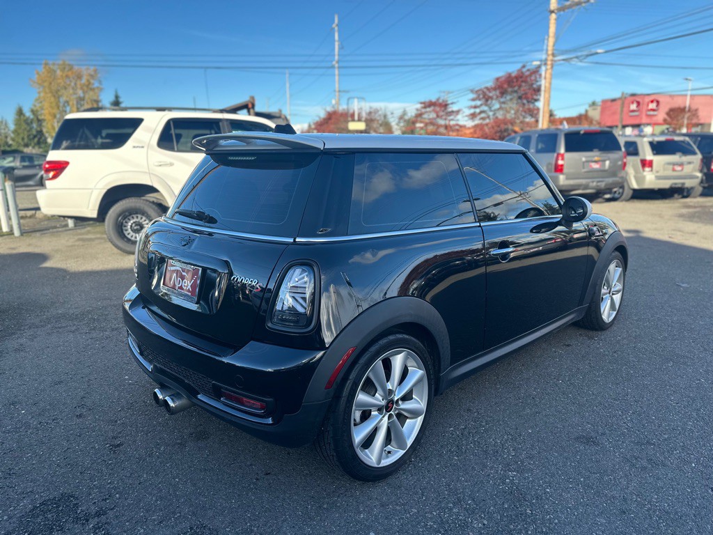 2013 MINI Cooper Image 6