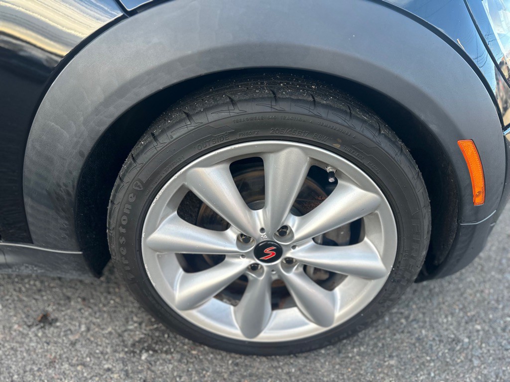 2013 MINI Cooper Image 23