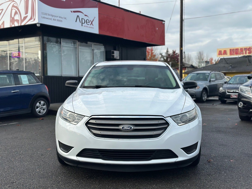 2015 Ford Taurus Image 3
