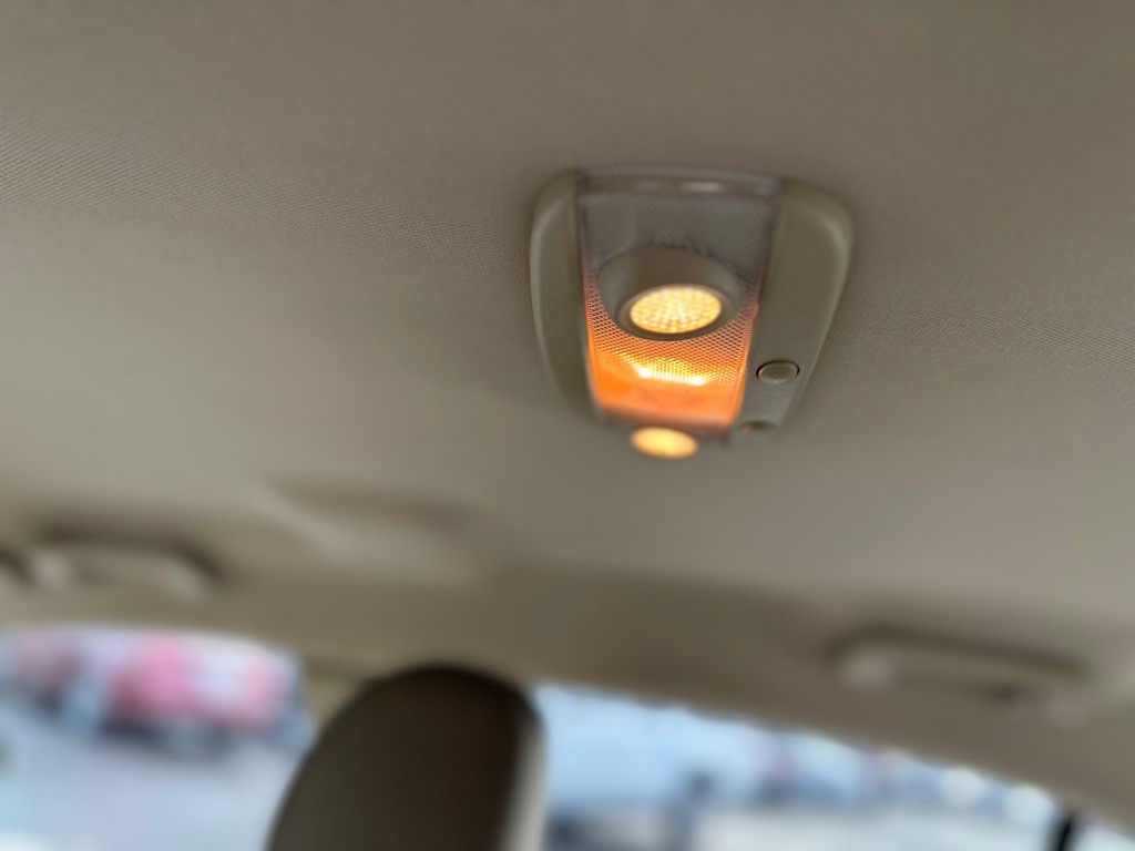 2015 Ford Taurus Image 22