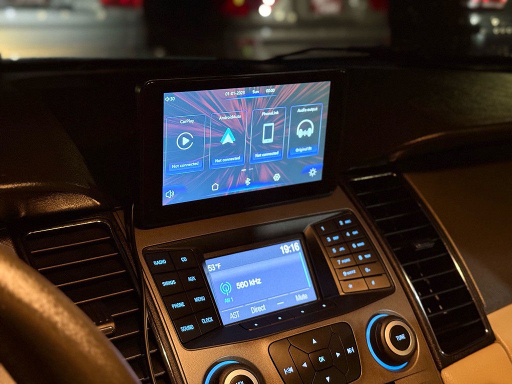 2015 Ford Taurus Image 28