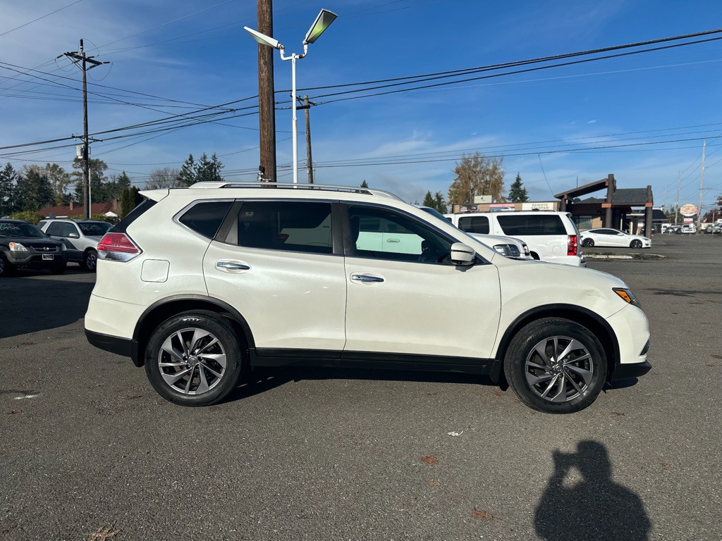 2016 Nissan Rogue Image 4