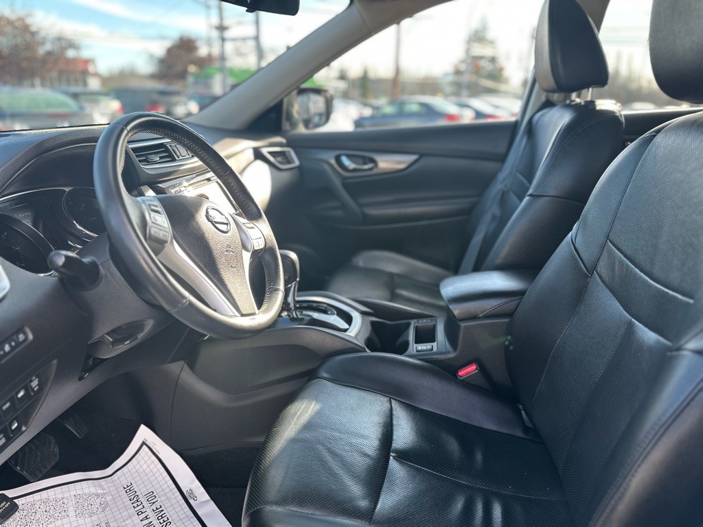 2016 Nissan Rogue Image 11