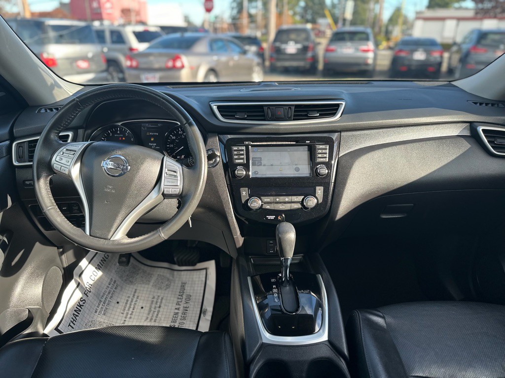 2016 Nissan Rogue Image 15