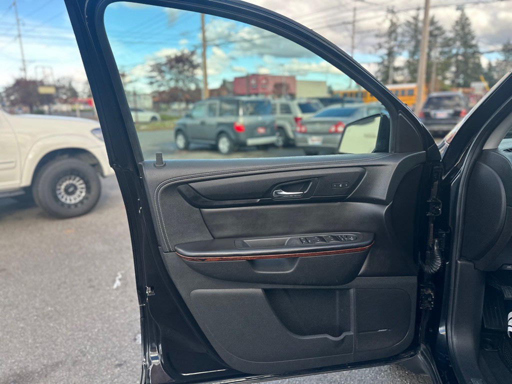 2014 Chevrolet Traverse Image 9